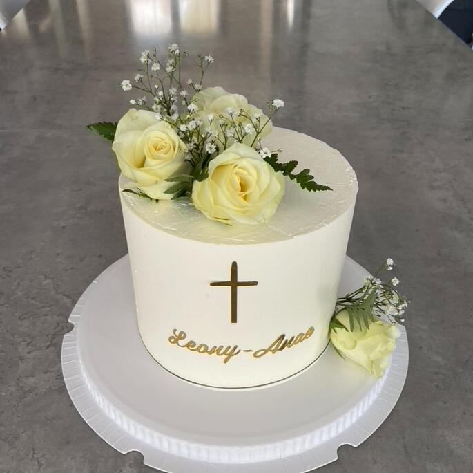 Layer cake baptême (12 parts)